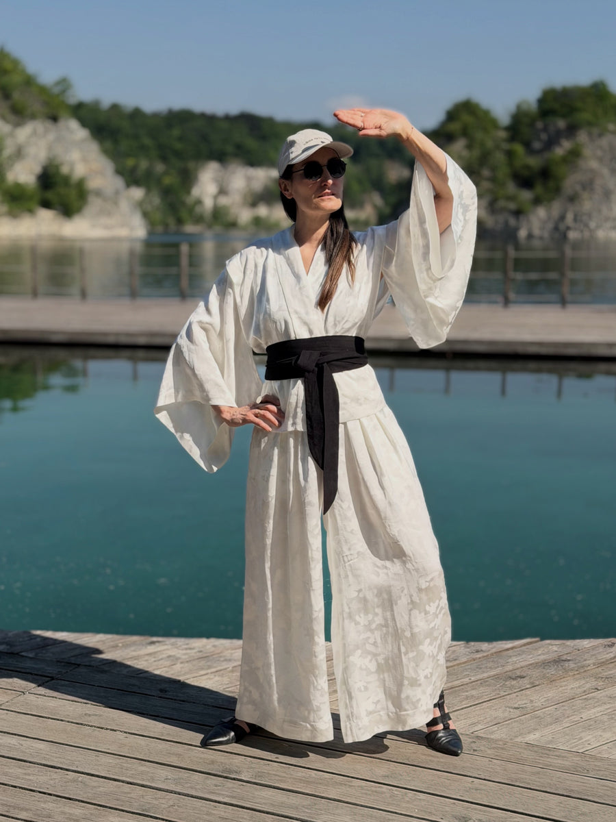 WHITE JACQUARD hakama trousers