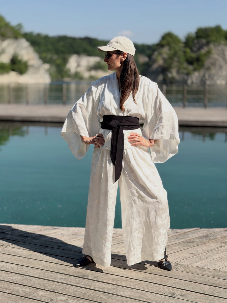 WHITE JACQUARD hakama trousers